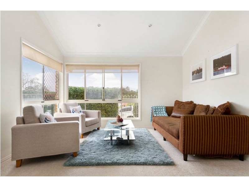 52 Oxford Crescent, Bridgeman Downs QLD 4035