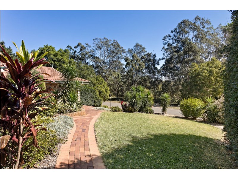 104 Bangalow Street, Bridgeman Downs QLD 4035