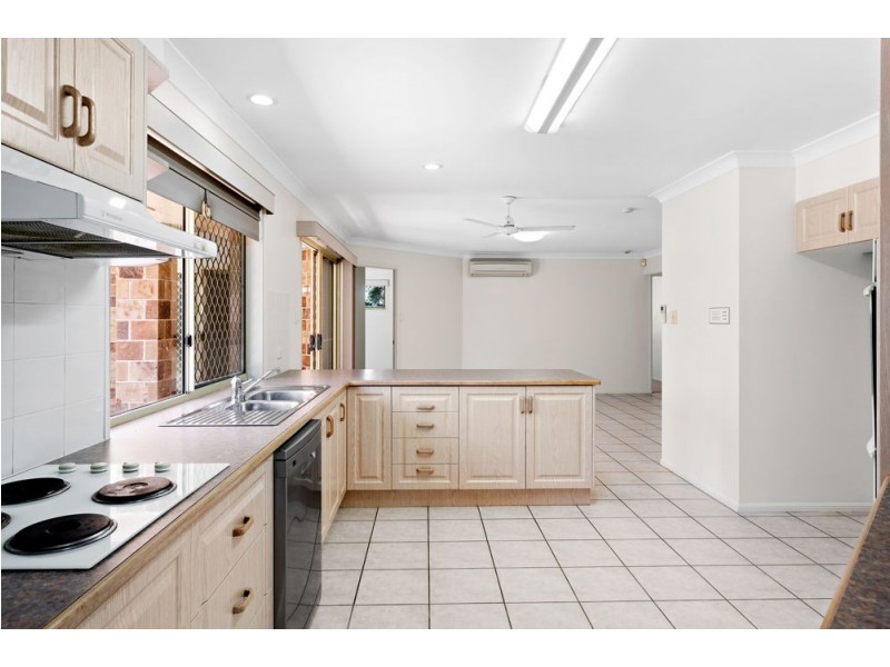 104 Bangalow Street, Bridgeman Downs QLD 4035