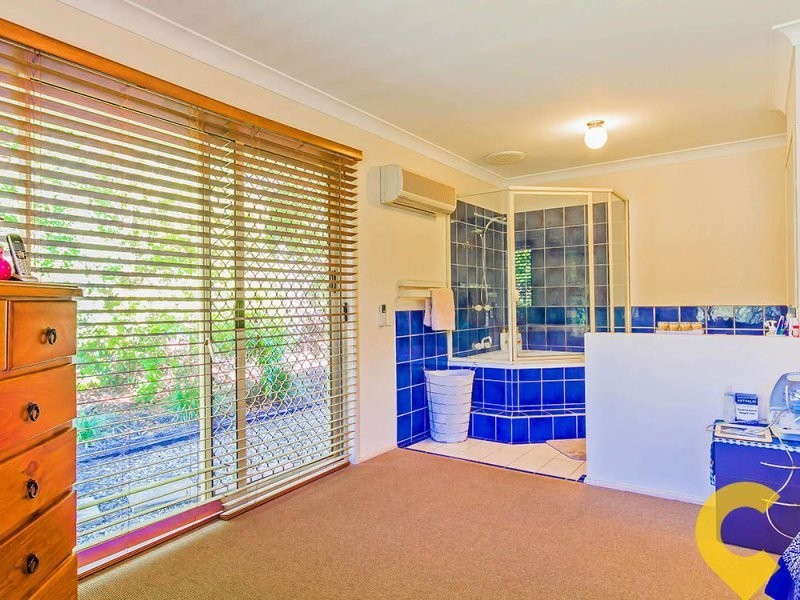 9 Parakeet Court, Warner QLD 4500