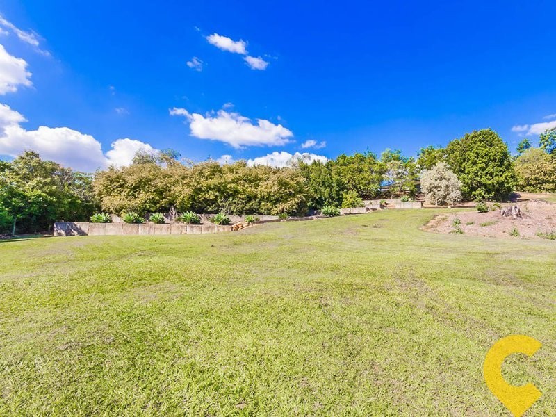 9 Parakeet Court, Warner QLD 4500