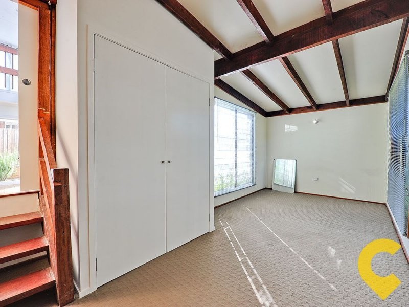 79 Kolora Crescent, Ferny Hills QLD 4055