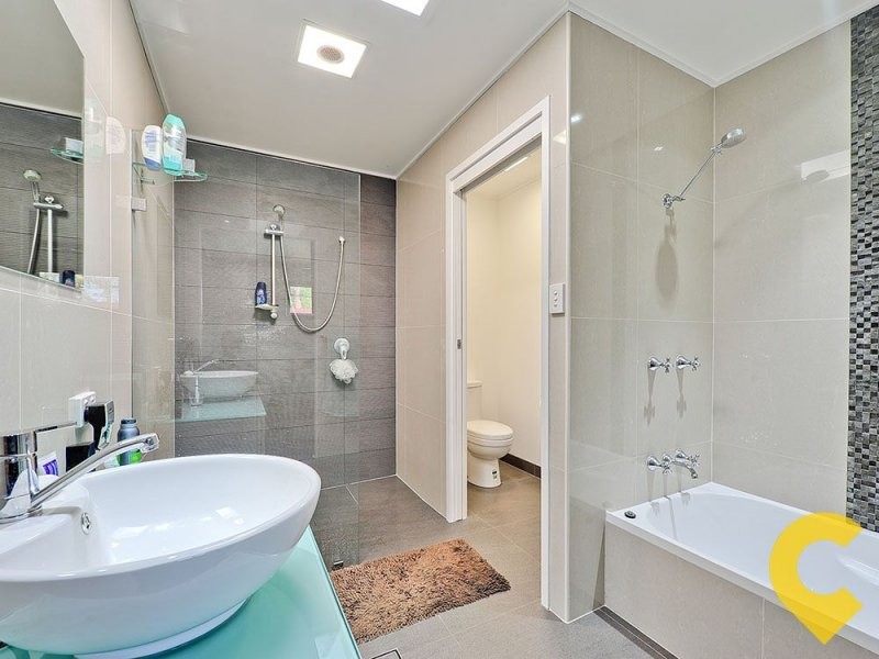 79 Kolora Crescent, Ferny Hills QLD 4055