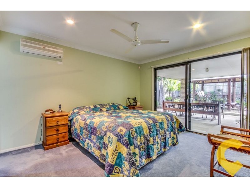 15 Alan Crescent, Eight Mile Plains QLD 4113