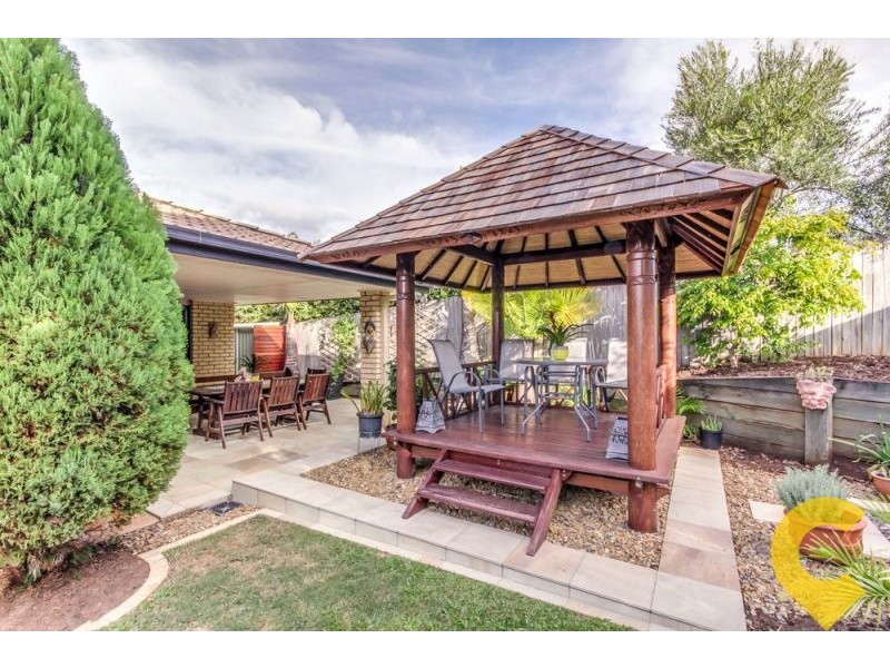 15 Alan Crescent, Eight Mile Plains QLD 4113