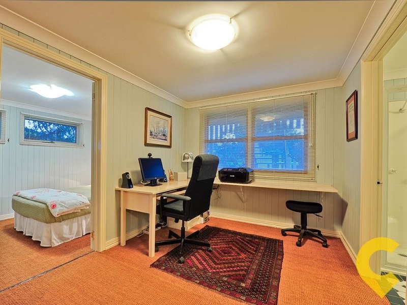 16 Albemarle Street, Yeerongpilly QLD 4105
