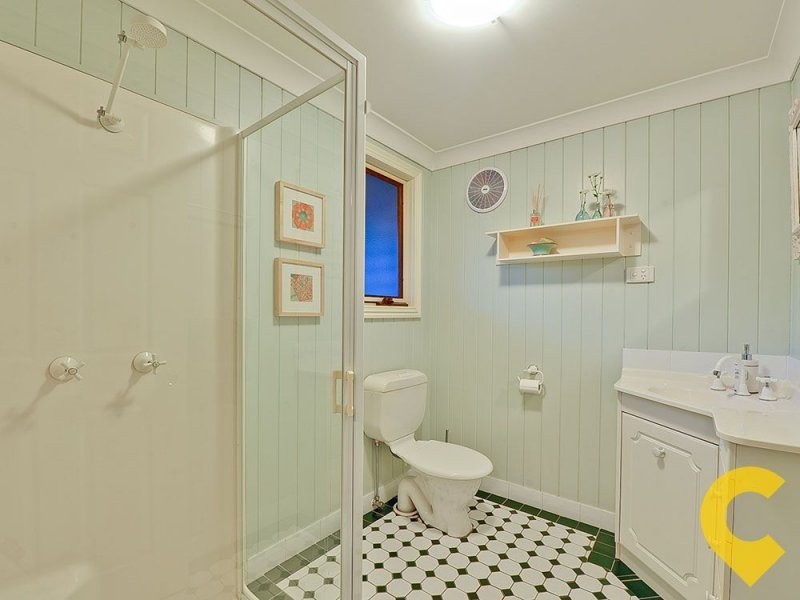 16 Albemarle Street, Yeerongpilly QLD 4105
