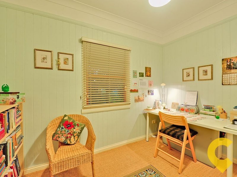 16 Albemarle Street, Yeerongpilly QLD 4105