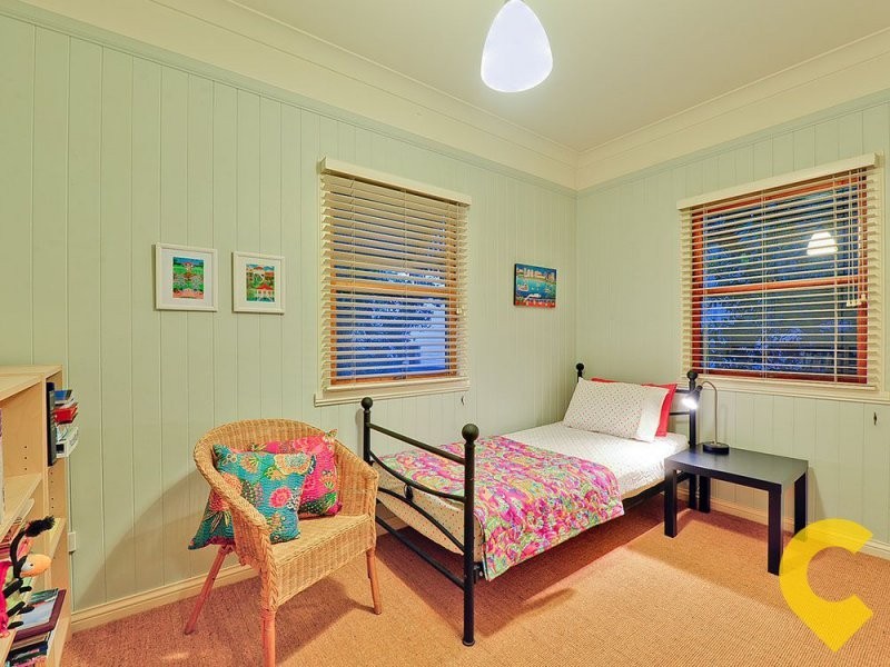 16 Albemarle Street, Yeerongpilly QLD 4105