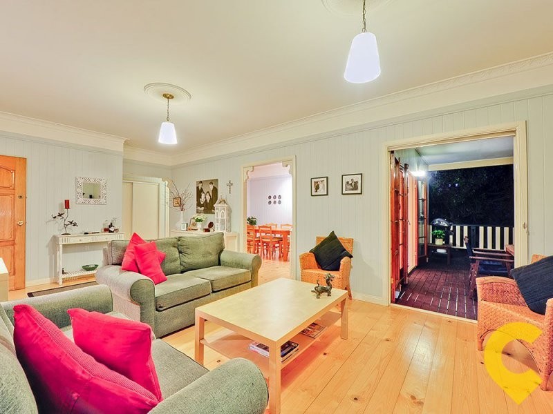 16 Albemarle Street, Yeerongpilly QLD 4105