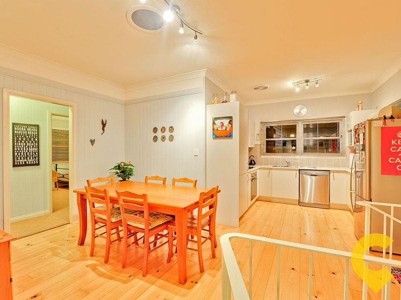 16 Albemarle Street, Yeerongpilly QLD 4105