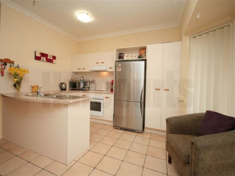 6 Mandarin Close, Forest Lake QLD 4078