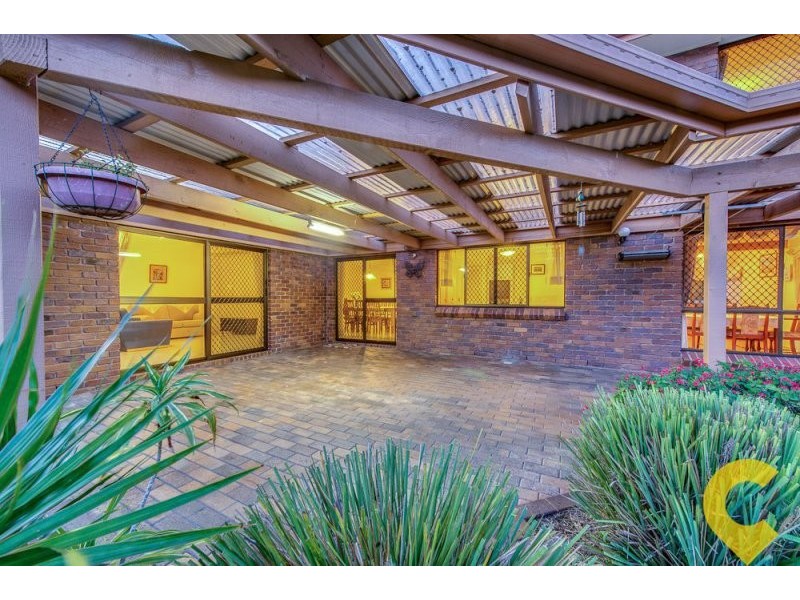 37 Alphitonia Crescent, Sunnybank Hills QLD 4109