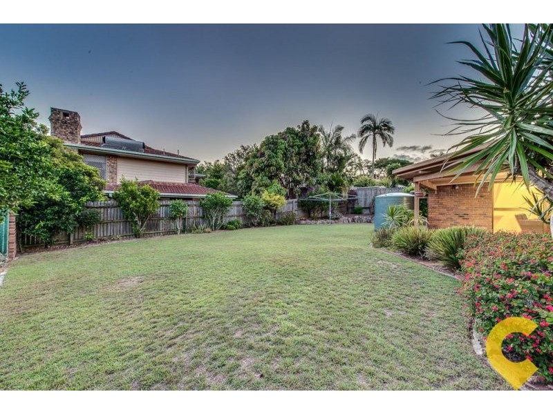 37 Alphitonia Crescent, Sunnybank Hills QLD 4109