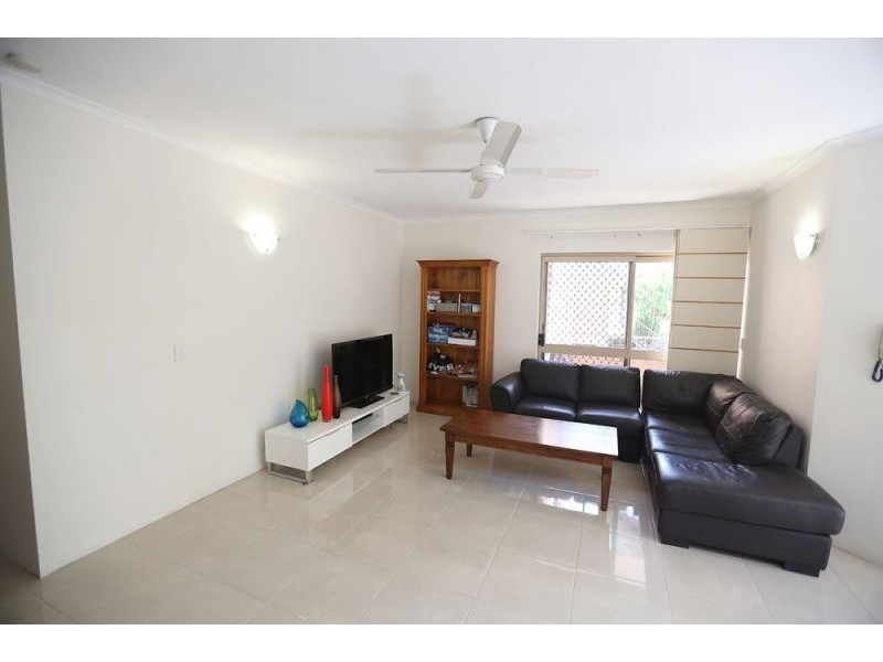 6/8 Carr Street, St Lucia QLD 4067