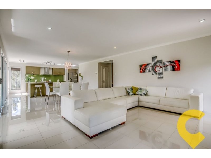 2-6 Dumaresq Street, Jimboomba QLD 4280