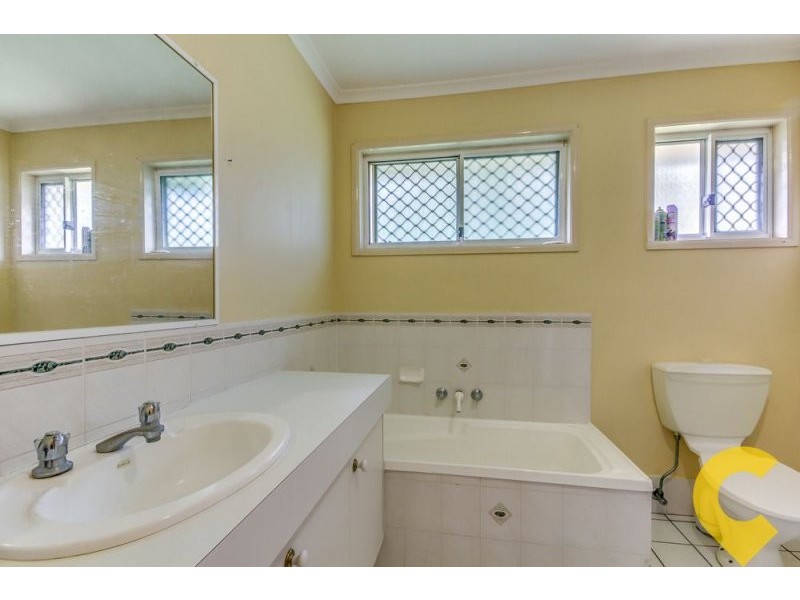 5 Melrose Place, Eagleby QLD 4207