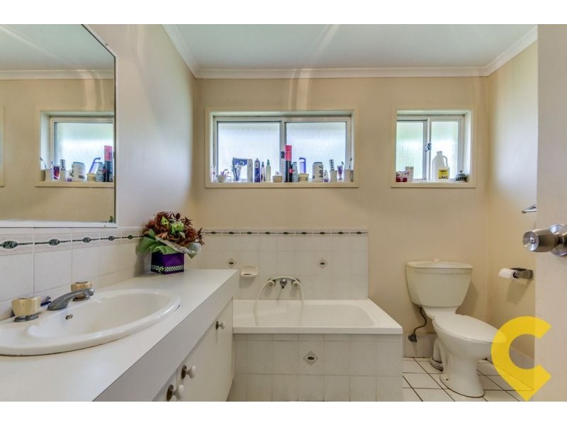 24 Melrose Place, Eagleby QLD 4207