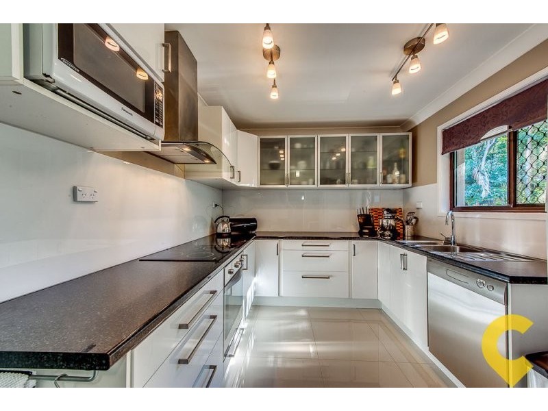 6 Stowell Street, Collingwood Park QLD 4301