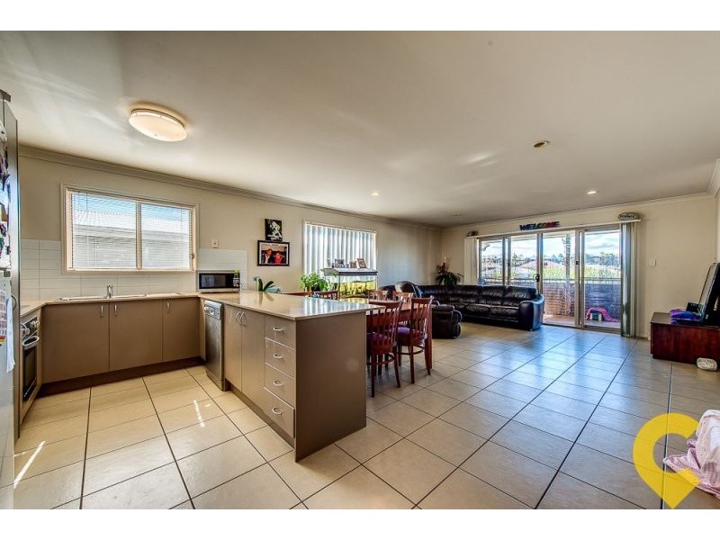 8 Griffin Crescent, Collingwood Park QLD 4301