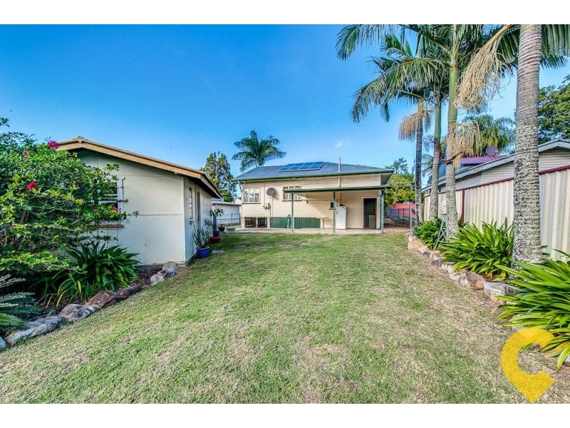 6 Gledson Street, North Booval QLD 4304