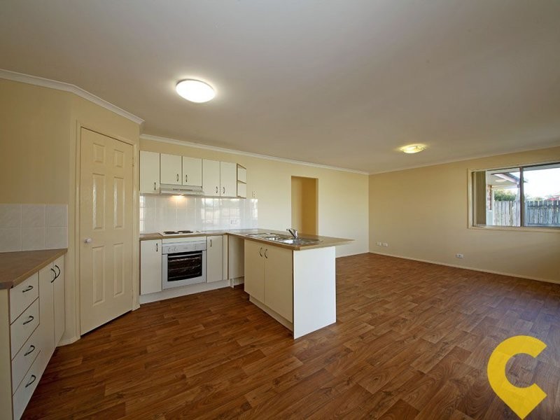 14 Bream Court, Sandstone Point QLD 4511