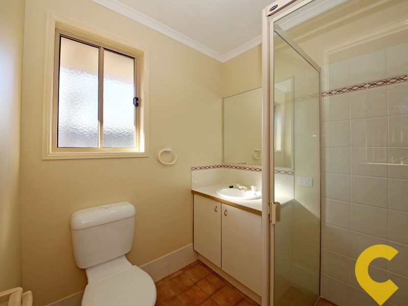 14 Bream Court, Sandstone Point QLD 4511