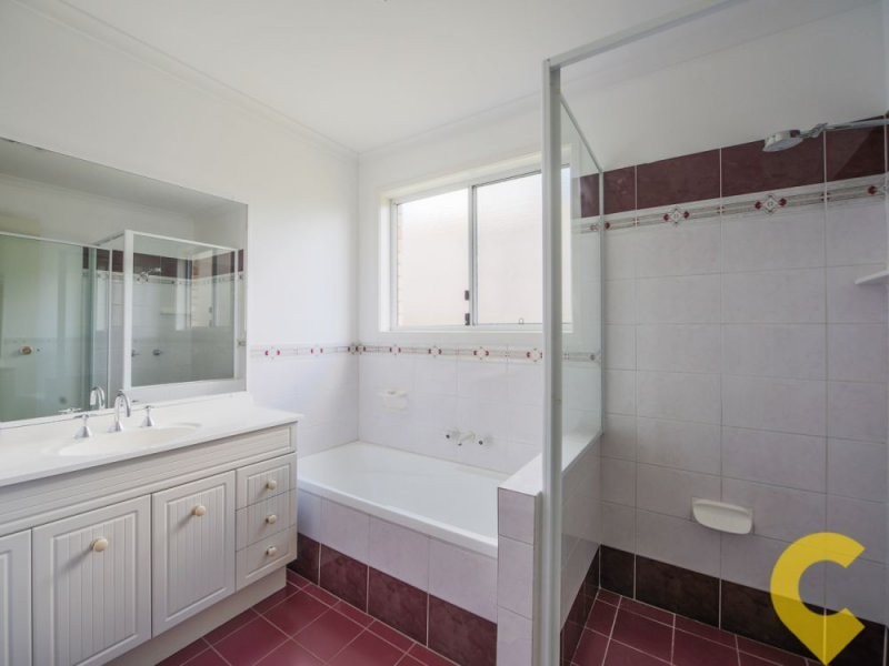 187 Mildura Dr, Helensvale QLD 4212