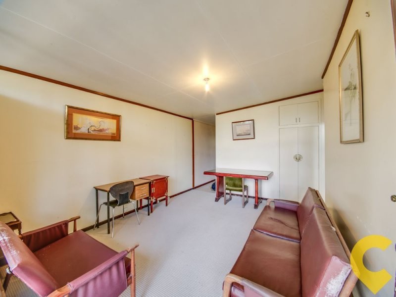 2/19 Lily Street, Indooroopilly QLD 4068