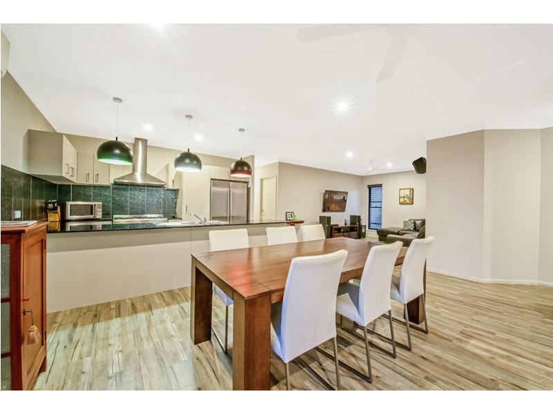 21 Cootharaba Crescent, Warner QLD 4500