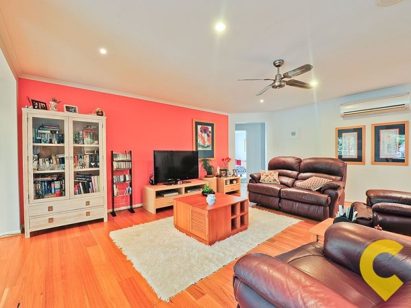 4 Brigalow Close, Bridgeman Downs QLD 4035