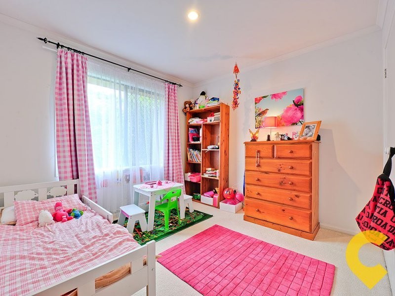 4 Brigalow Close, Bridgeman Downs QLD 4035