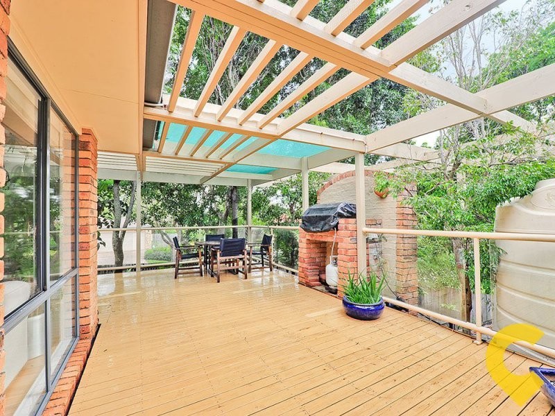 4 Brigalow Close, Bridgeman Downs QLD 4035