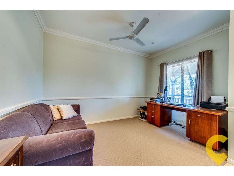 4 Greentrees Terrace, Springfield Lakes QLD 4300