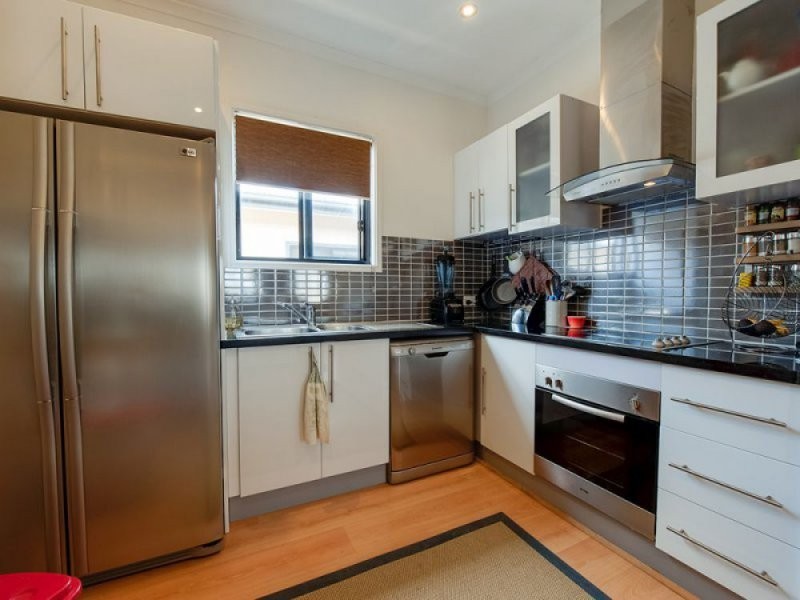2 Griffin Crescent, Collingwood Park QLD 4301