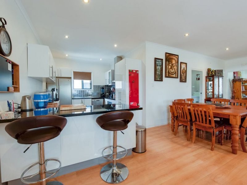2 Griffin Crescent, Collingwood Park QLD 4301