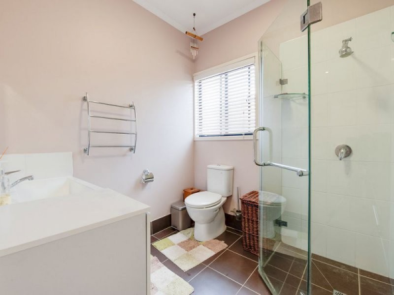 2 Griffin Crescent, Collingwood Park QLD 4301
