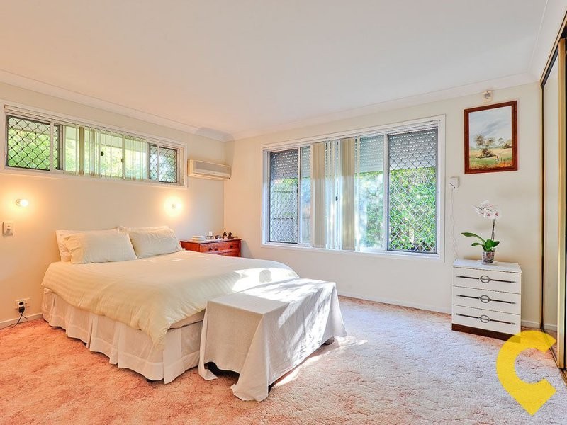 790 Cavendish Road, Holland Park QLD 4121