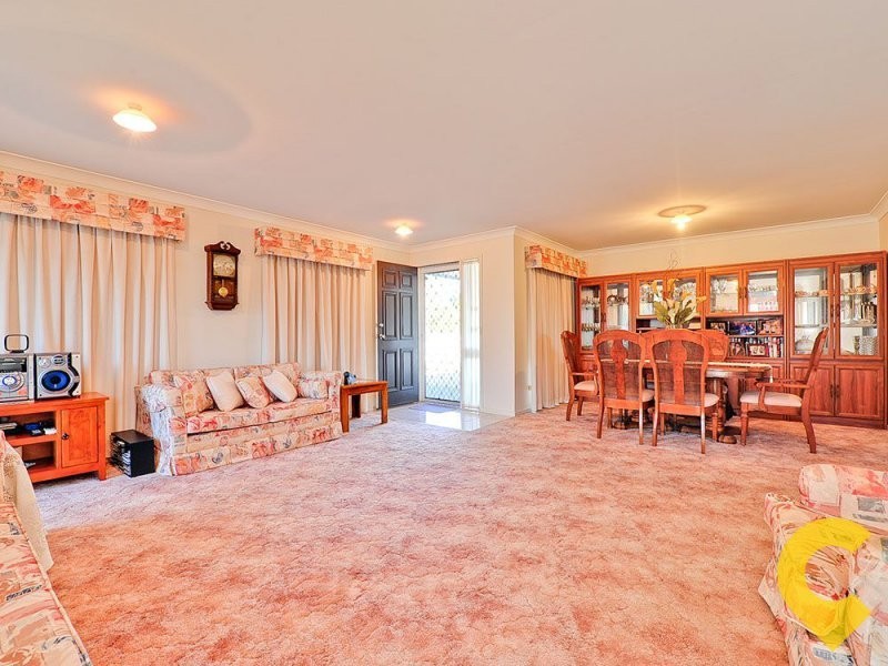 790 Cavendish Road, Holland Park QLD 4121