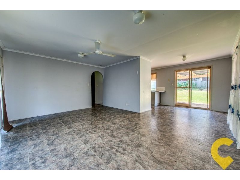 7 Price Close, Redbank Plains QLD 4301