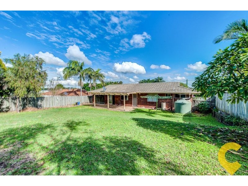 7 Price Close, Redbank Plains QLD 4301