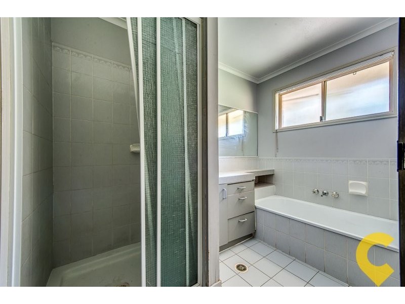7 Price Close, Redbank Plains QLD 4301