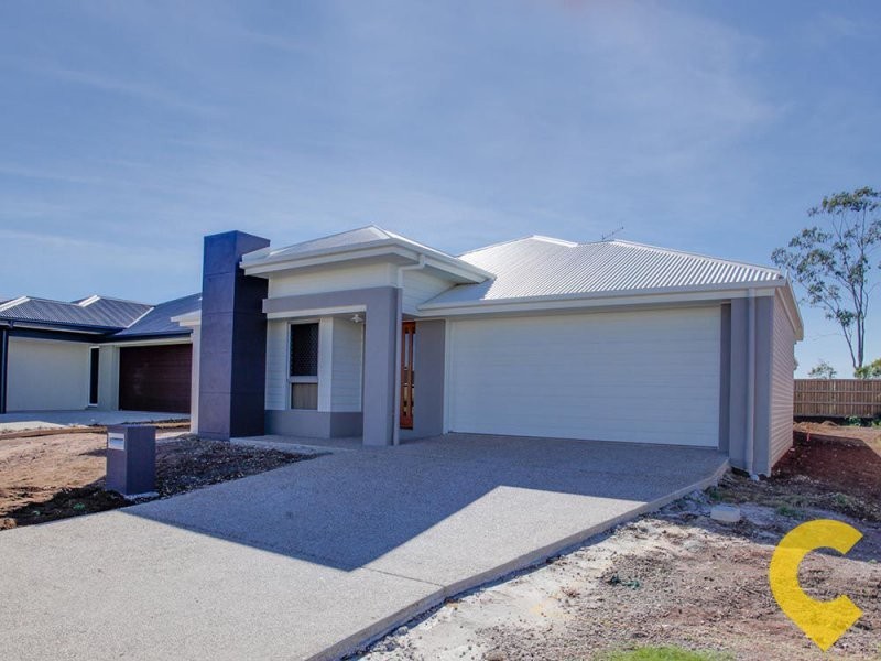 61 (Lot 1447) Cootharaba Crescent, Warner QLD 4500