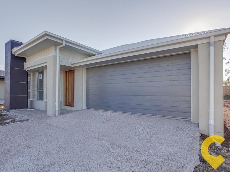 61 (Lot 1447) Cootharaba Crescent, Warner QLD 4500