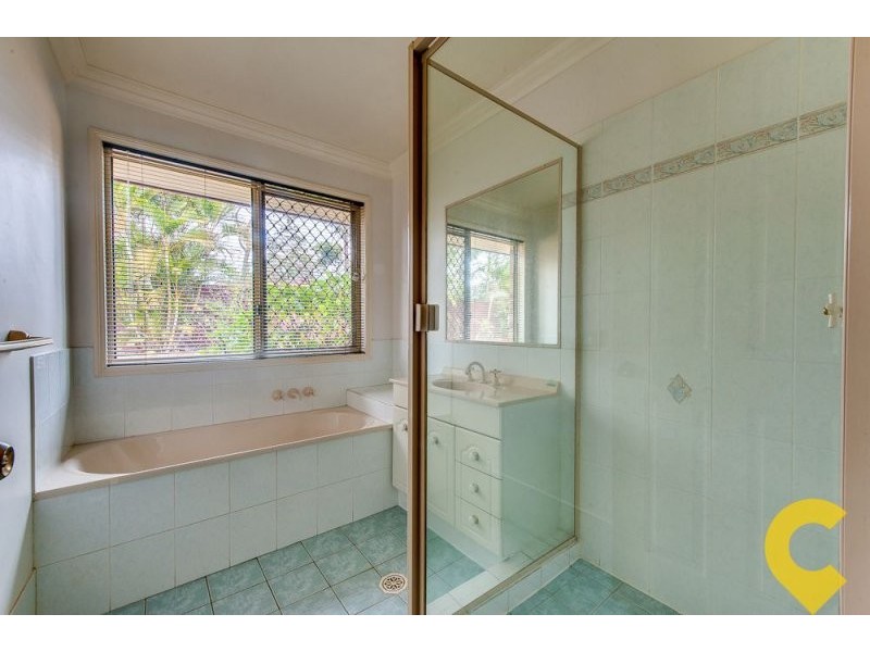 3 Beerwah Pl, Forest Lake QLD 4078