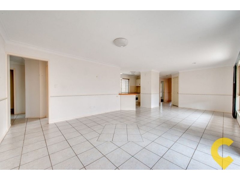 3 Beerwah Pl, Forest Lake QLD 4078