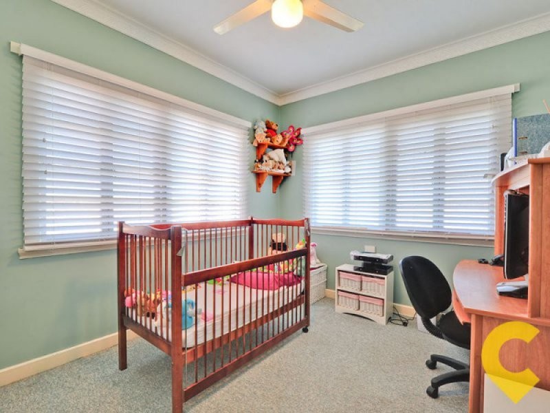 40 Marshall Road, Holland Park West QLD 4121