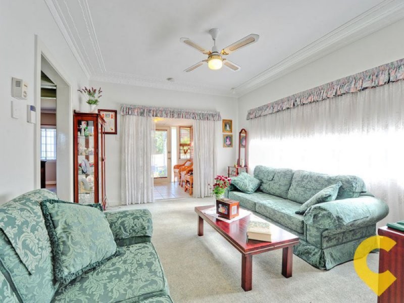 40 Marshall Road, Holland Park West QLD 4121