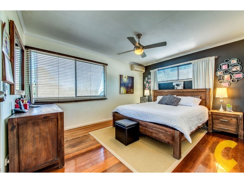 369 Seventeen Mile Rocks Rd, Oxley QLD 4075