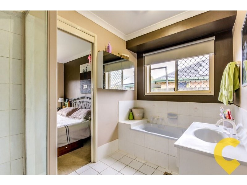 7 River Oak Place, Loganholme QLD 4129